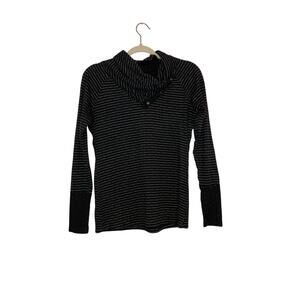 Columbia black and white striped long sleeve comfy top size small